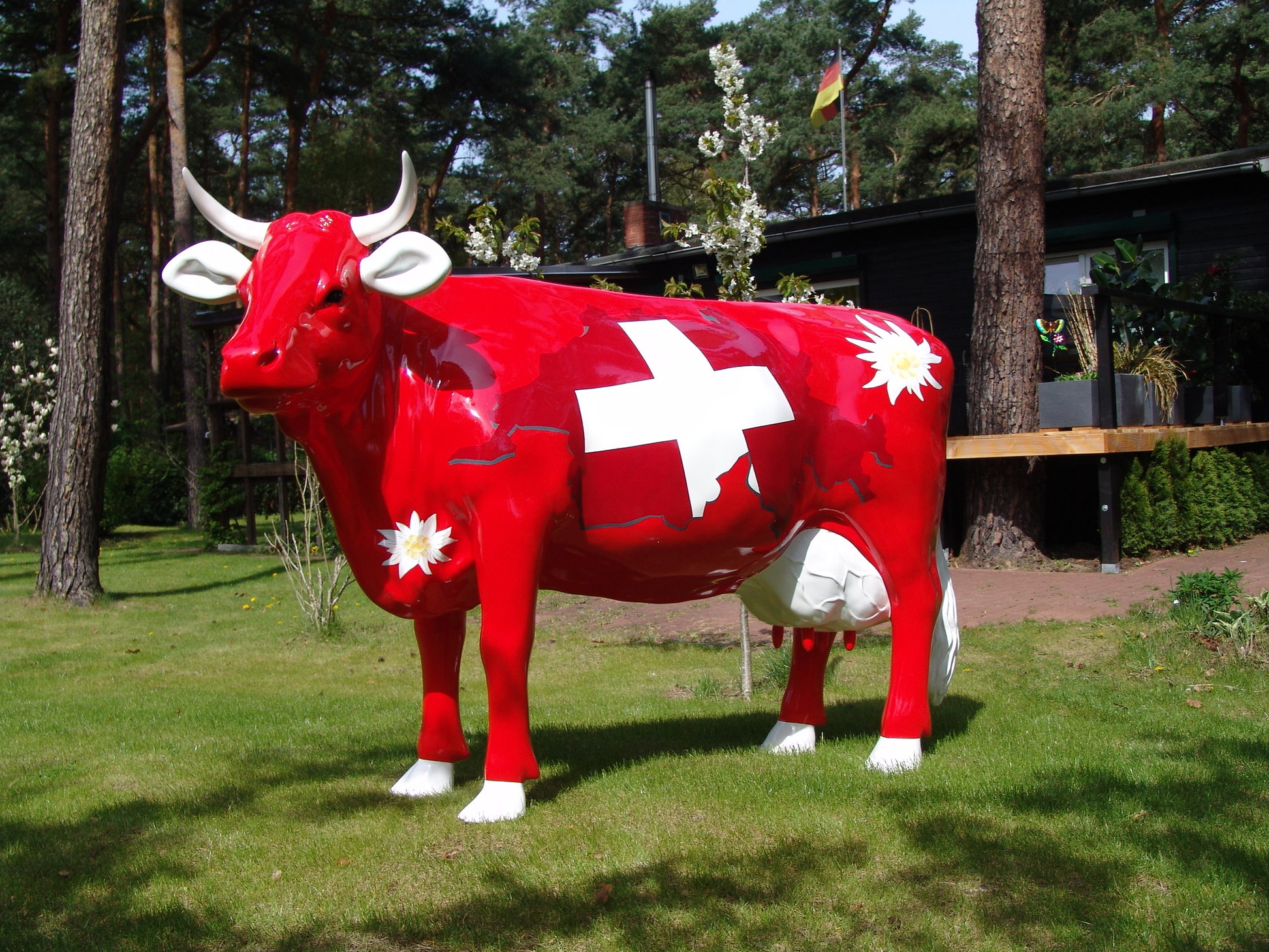 Edelweiß von der Alm  > Kuh lebensgroß / Hauseigenes 3D Modell des Unternehmens Deko mit Pfiff International / Tel. 0049 33767 30 750