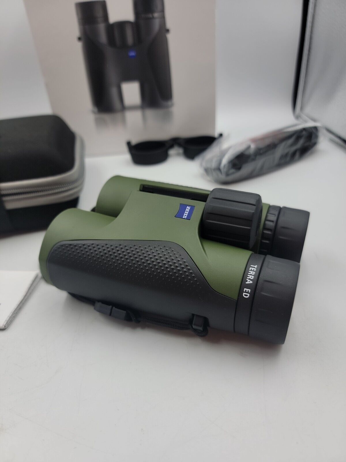 ZEISS Terra ED 10x 42 MM Fernglas