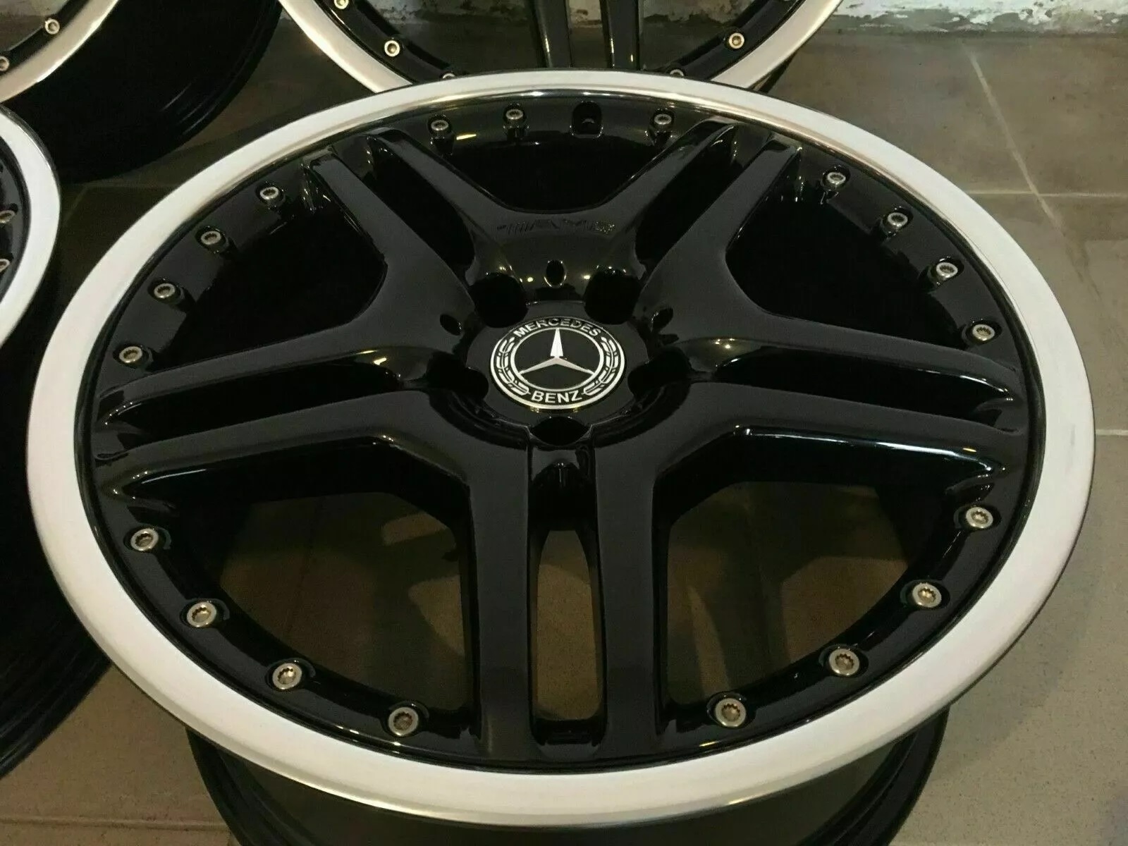 19  Styling 4 Mercedes CLS W219 AMG Felgen
