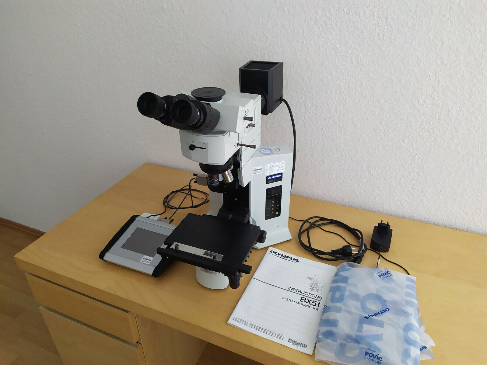 Olympus BX51TRF Mikroskop mit Auflicht- und Z-Achsen-Lesemikroskop