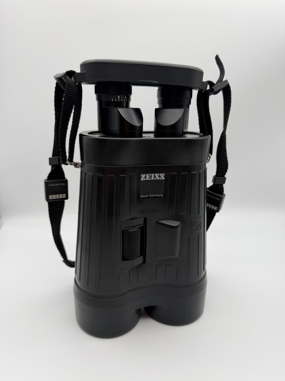 ZEISS 20 x 60 S Fernglas (Stabilisator)