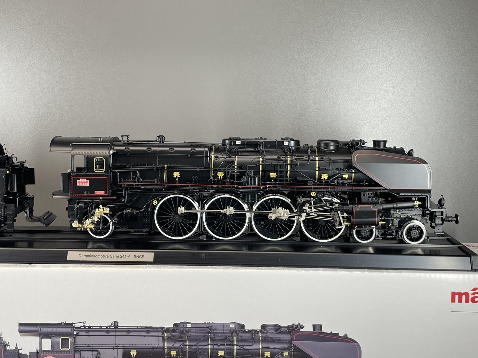Spur 1 Marklin Digital Lokomotive