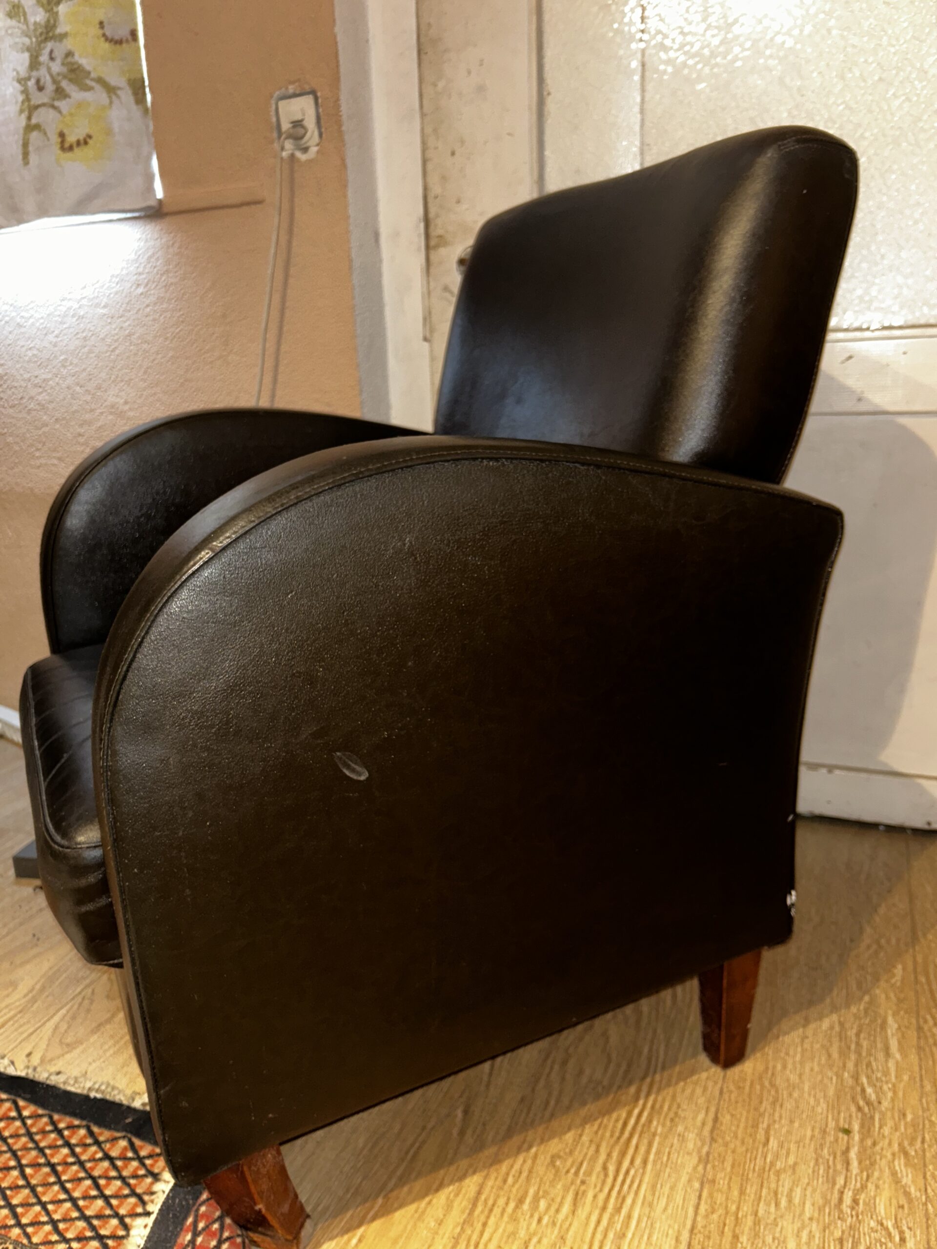 Eleganter Leder Sessel – schwarz