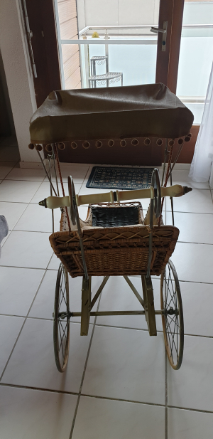 Absolute Rarität – antiker Kinderwagen, Sportwagen um 1900Jh