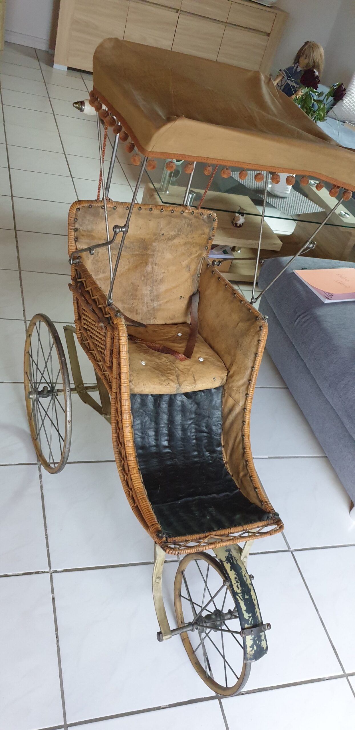 Absolute Rarität – antiker Kinderwagen, Sportwagen um 1900Jh