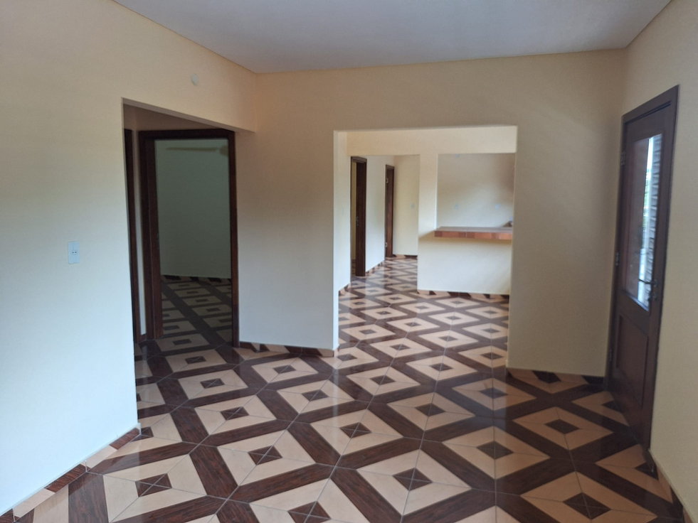 Appartement-Haus in J. A. Saldivar / Paraguay