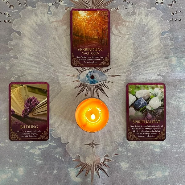 Etwas lässt dich nicht los? Lenormand-Kartenlegen ab 8.–